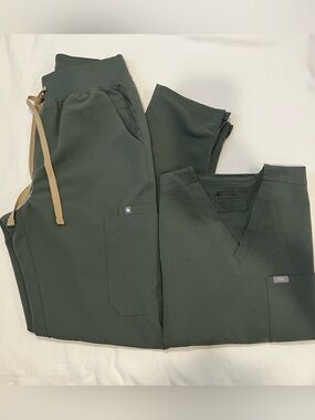 FIGS Scrub Set M/S Moss